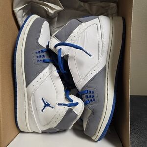 Jordan Men's White, Gray, and Blue Sneakers